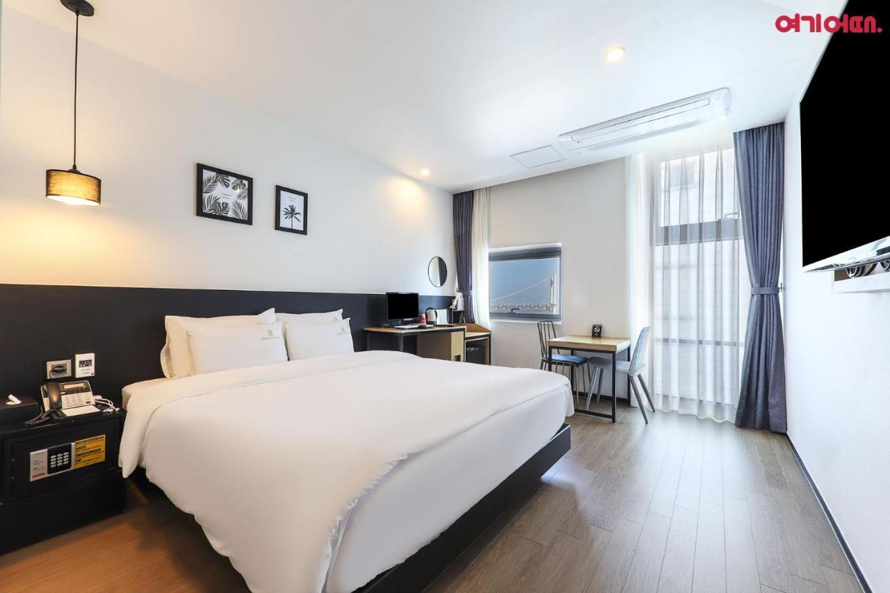 Gwanganri Hotel Oceanview Busan Exterior photo