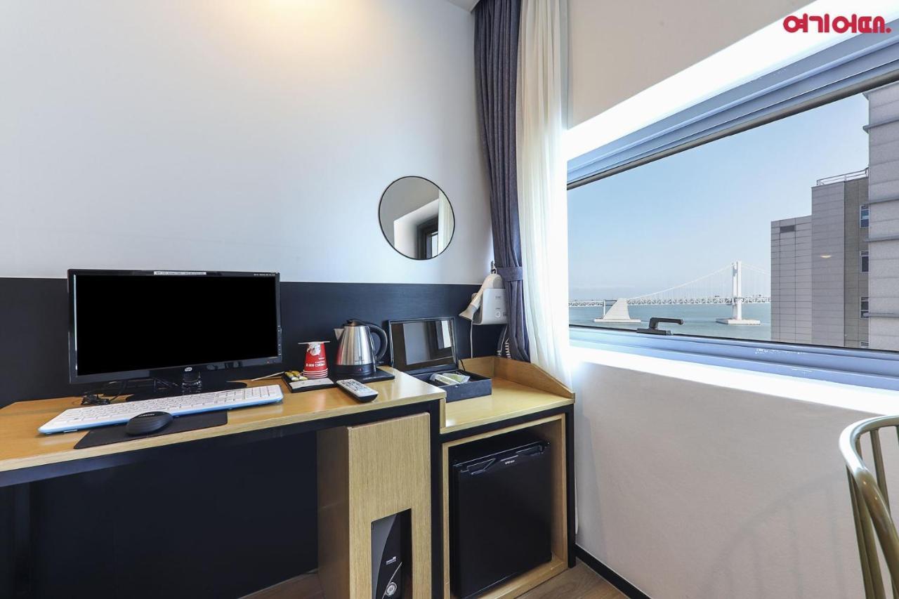 Gwanganri Hotel Oceanview Busan Exterior photo